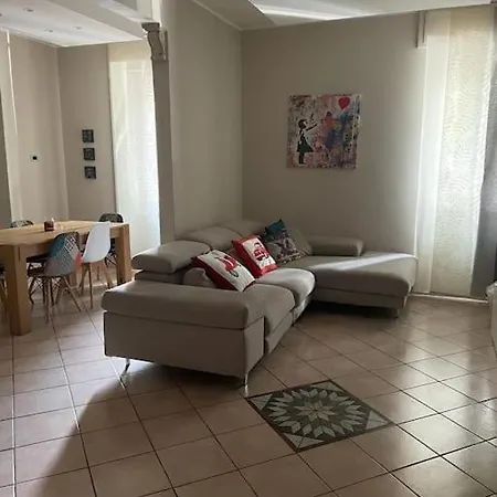La Piccola Flo Apartment *